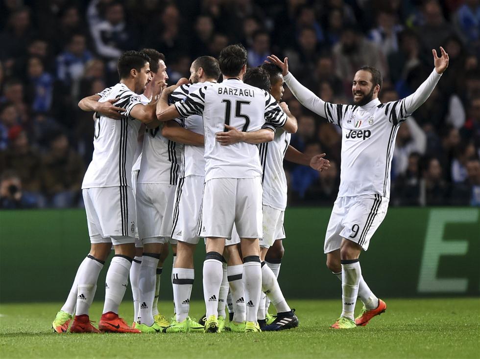 李玮锋：做青训我是下定决心的；苏超最重要的是给年轻人舞台（李玮锋：坚定投身青训；苏超关键是给年轻人机会）