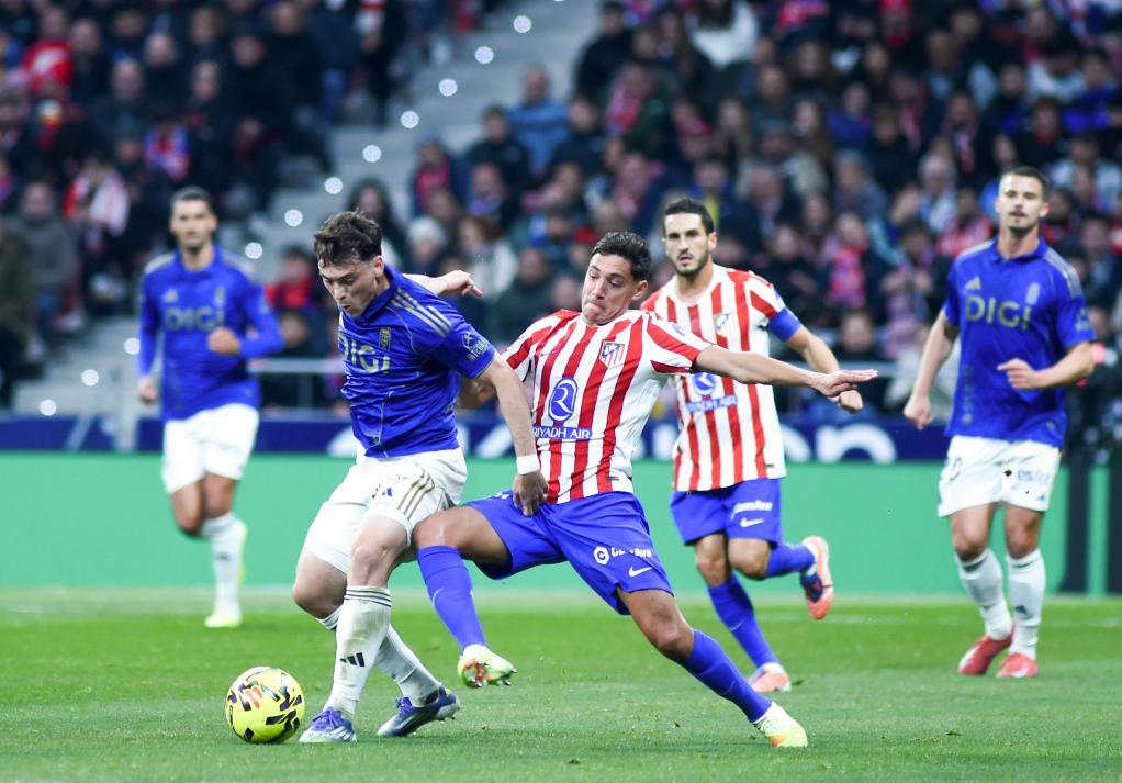 斯帕莱蒂：库普梅纳斯在全队防守最积极；部分球员在适应强度（斯帕莱蒂：库普梅纳斯防守投入全队最突出，部分球员仍在适应比赛强度）