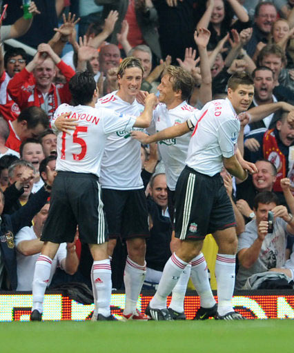 基米希打入生涯首粒欧冠乌龙，拜仁上次欧冠乌龙由阿拉巴打入（基米希首次在欧冠自摆乌龙，拜仁上一次欧冠乌龙由阿拉巴制造）