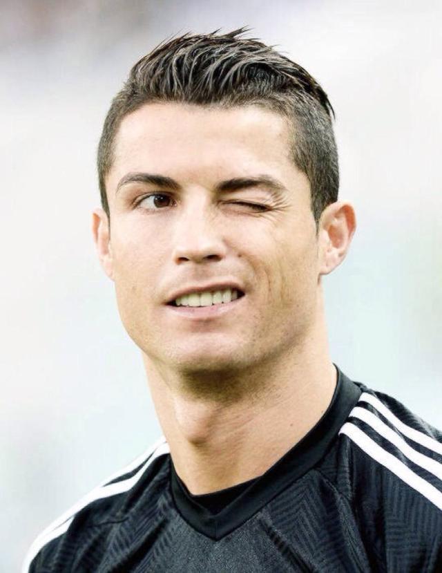 意甲克雷莫纳2比0胜莱切，泰拉恰诺邦多首发卡马尔达替补（意甲：克雷莫纳2-0莱切，泰拉恰诺、邦多首发，卡马尔达列替补）