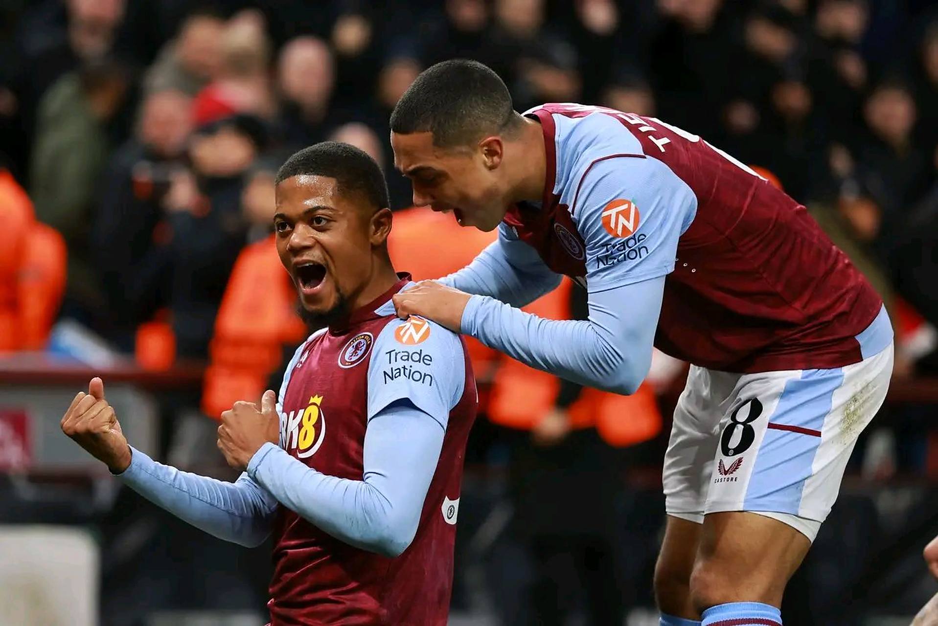 阿斯：塞维利亚冬窗想补强锋线，有意多特前锋法比奥-席尔瓦（阿斯：塞维利亚计划冬窗补强锋线，瞄准多特前锋法比奥-席尔瓦）