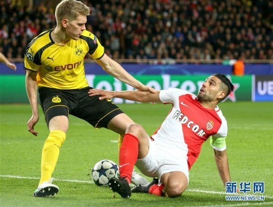 加纳主帅：对于塞门约，离开伯恩茅斯、迈出下一步是很自然的（加纳主帅：塞门约离开伯恩茅斯、迈向新台阶是顺理成章的）